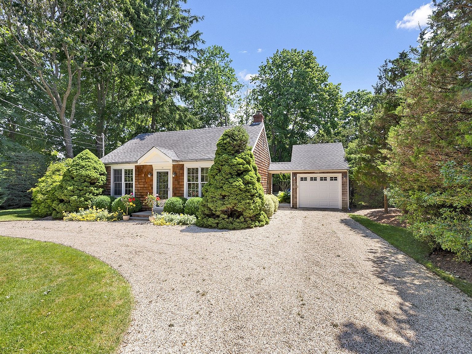 1638 Bridgehampton Sag Harbor Tpke, Sag Harbor, NY 11963 | Zillow