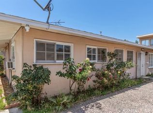 18713 Vanowen St, Reseda, CA 91335