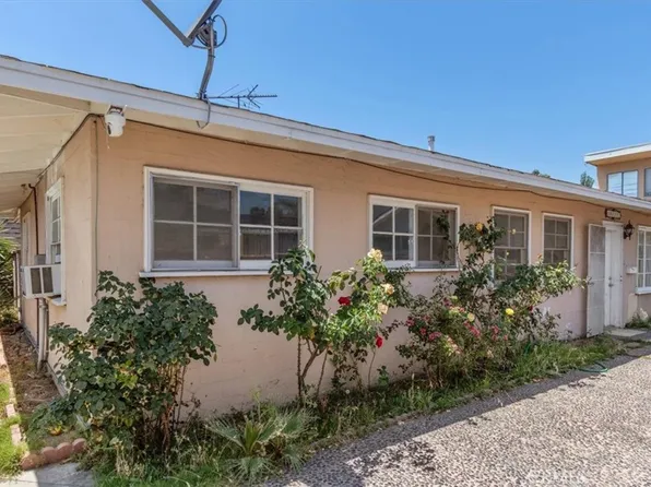 18713 Vanowen St, Reseda, CA 91335