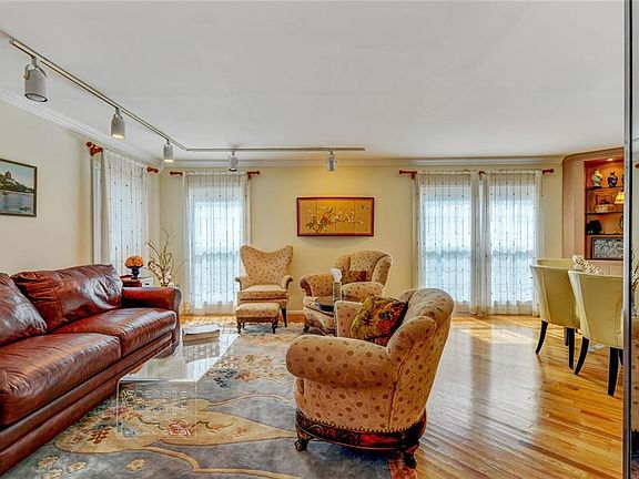 4th image of 283 De Rose Ct