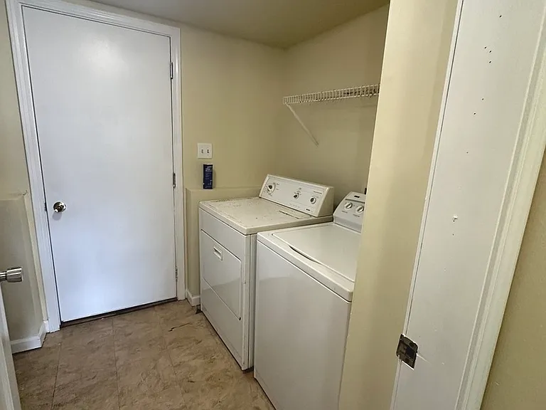22591 Brian Ln — Photo 19