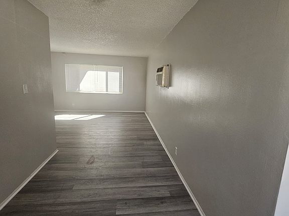 5th image of 1154 W Stoneridge Ct #1154