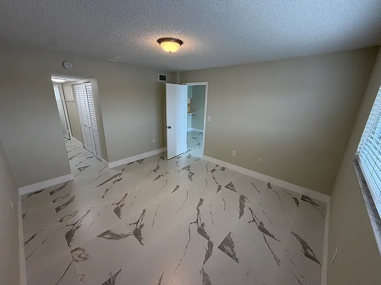 9917 W Okeechobee Rd #4513 — Photo 12