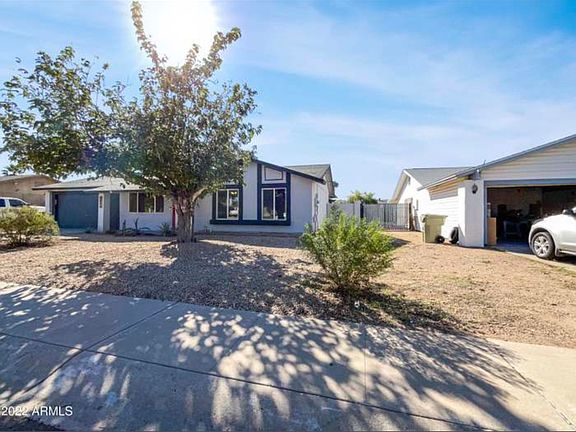 5th image of 5445 W Altadena Ave