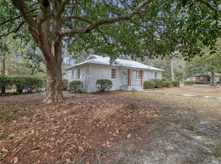 304 Forest Cir, Walterboro, SC 29488
