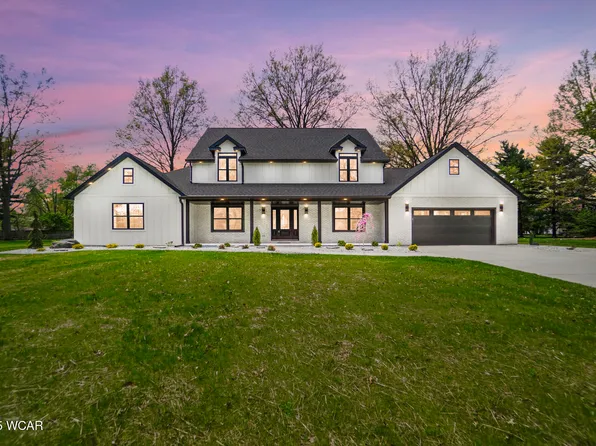 1652 Oak Woods Dr, Lima, OH 45805