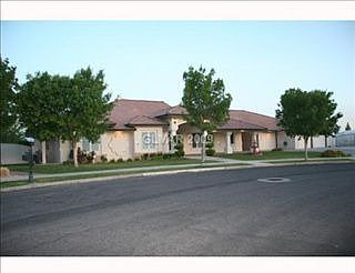 5th image of 1001 Providence Ln