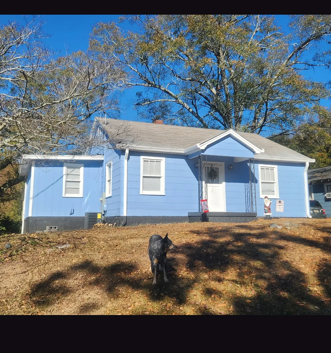 40 Laurel Dr — Photo 1