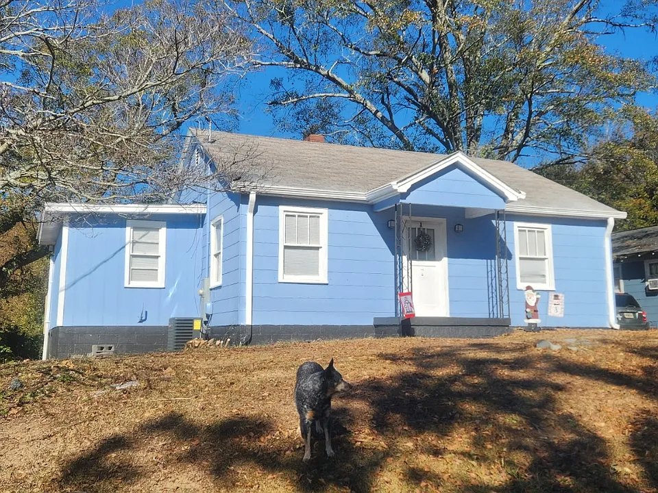40 Laurel Dr