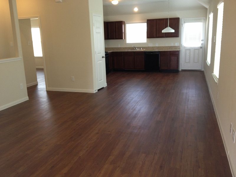 1-Family Room_Guardian-L_05272014