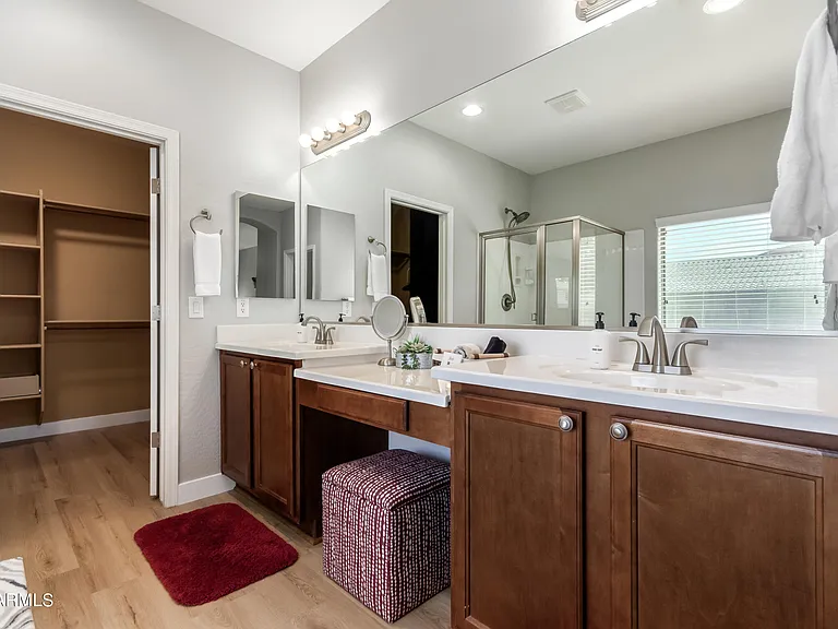 2695 E Rakestraw Ln — Photo 26
