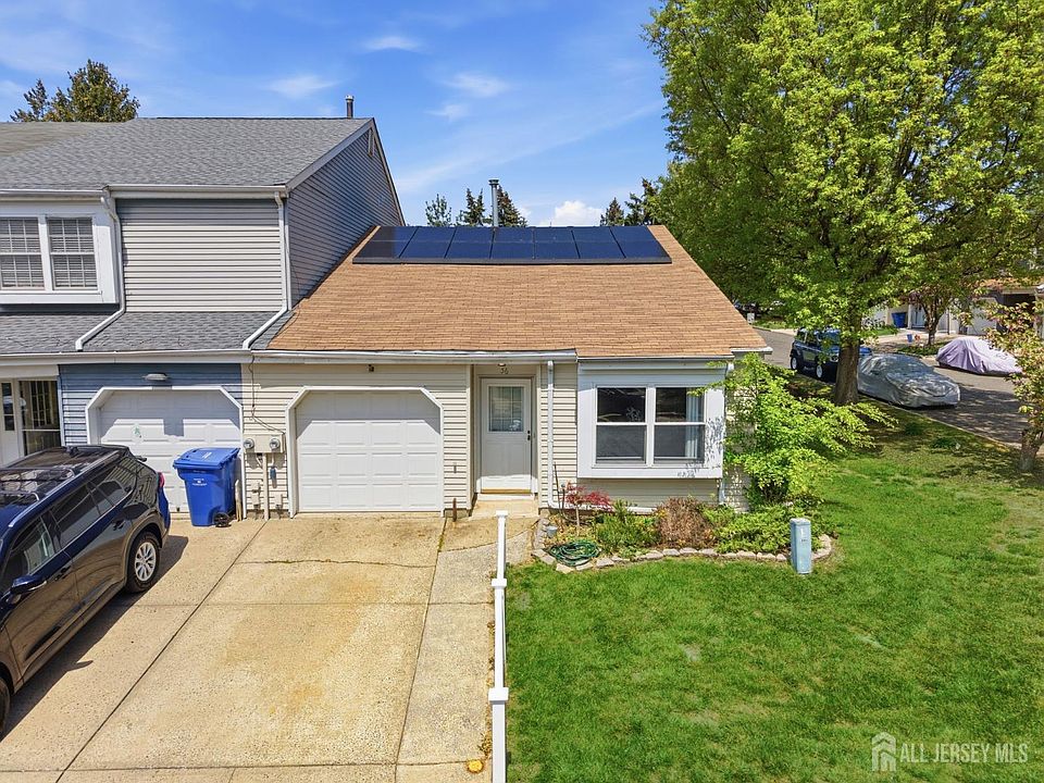 1st image of 56 Thorne Ln