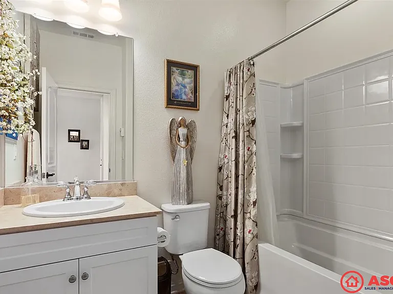 8209 Coral Point Ct — Photo 14
