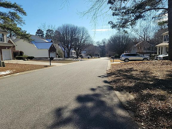 5th image of 133 Highcrest Ln