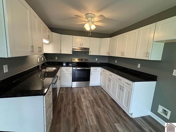 2nd image of 460 Sunrise Dr