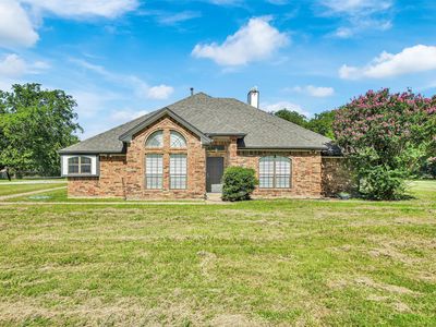 6077 Green Valley Cir, Aubrey, TX, 76227