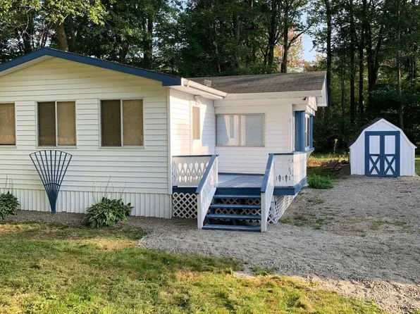 4110 E Anne St, Au Gres, MI 48703