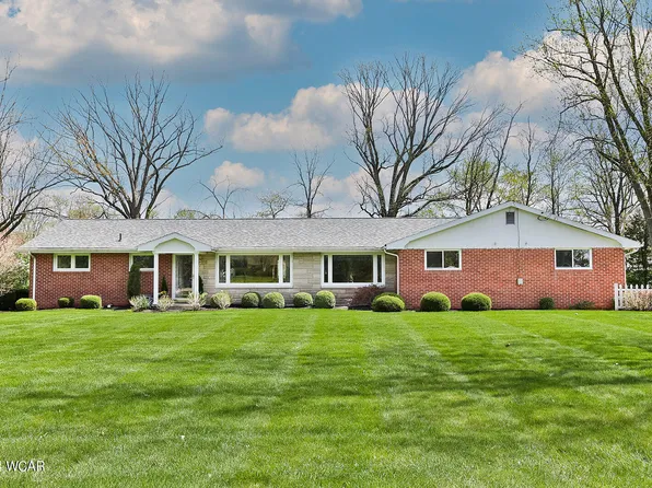 2551 Elmview Dr, Lima, OH 45806