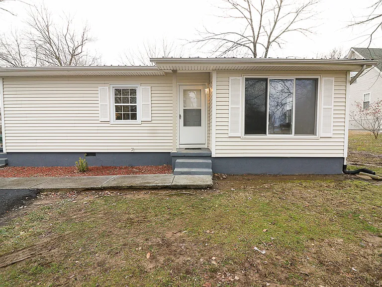 407 Knox Ave — Photo 1