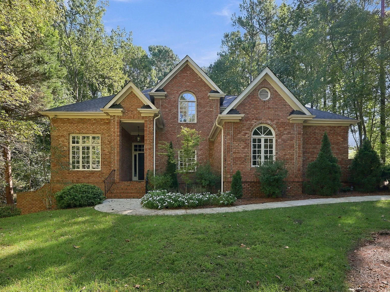 5 bed, 4.5 bath, $4,500 — Photo 1