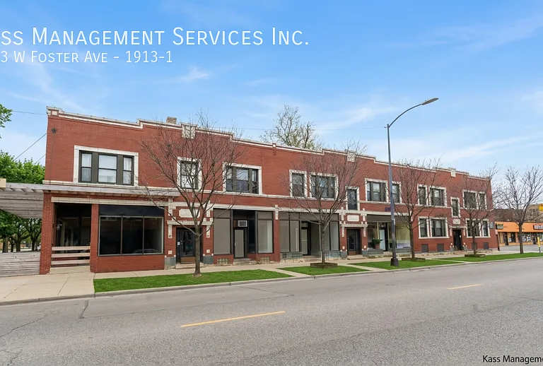 1913 W Foster Ave #1 — Photo 6