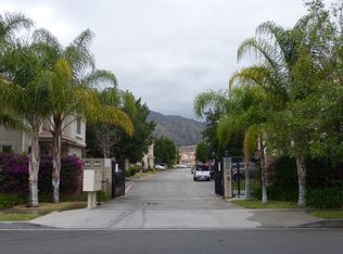 13652 Dronfield Ave, Sylmar, CA 91342