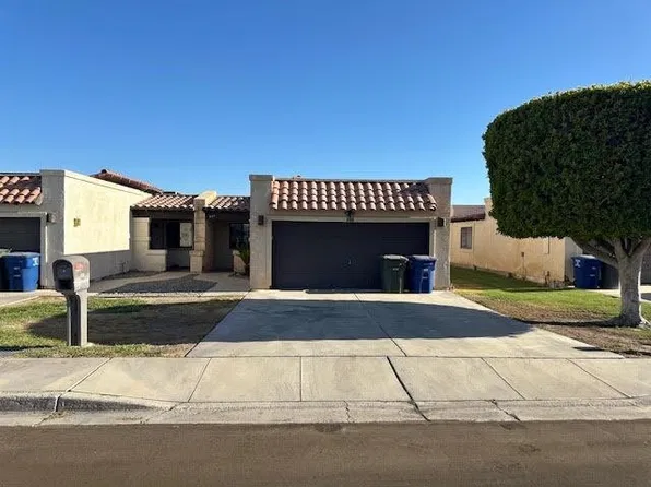 617 W 37th Pl, Yuma, AZ 85365