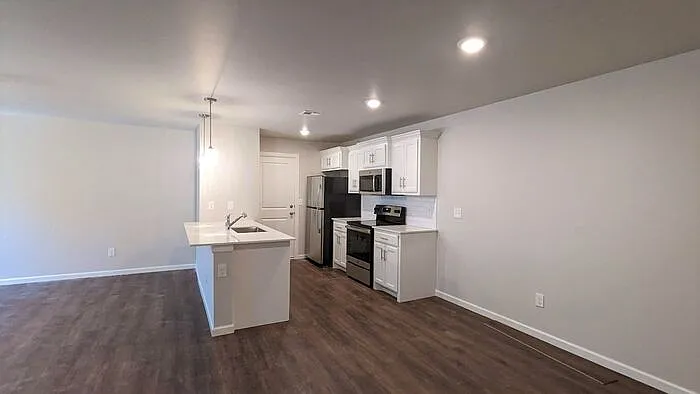 8774 Patriot Dr — Photo 23