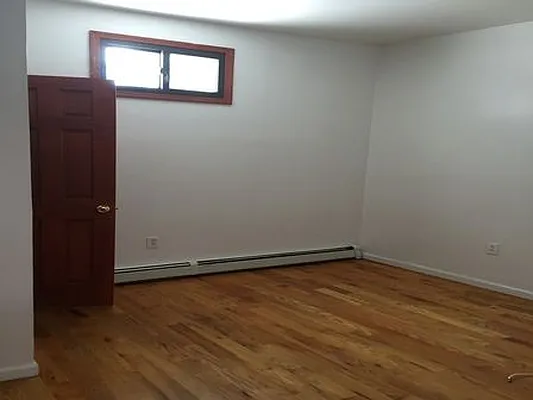 Rented by Rapid Realty Forest Hills | media 18