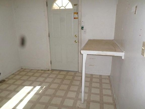 2nd image of 129 7th St #Jpv