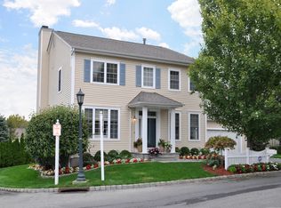 68 Eldorado Ct, White Plains, NY 10603