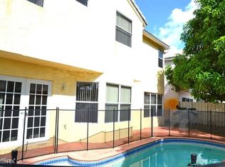 1057 SW 104th Way, Hollywood, FL 33025