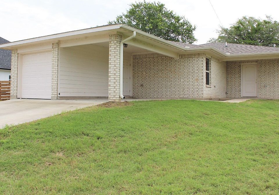 2805 Sky Harbour Dr, Granbury, TX 76049 Zillow