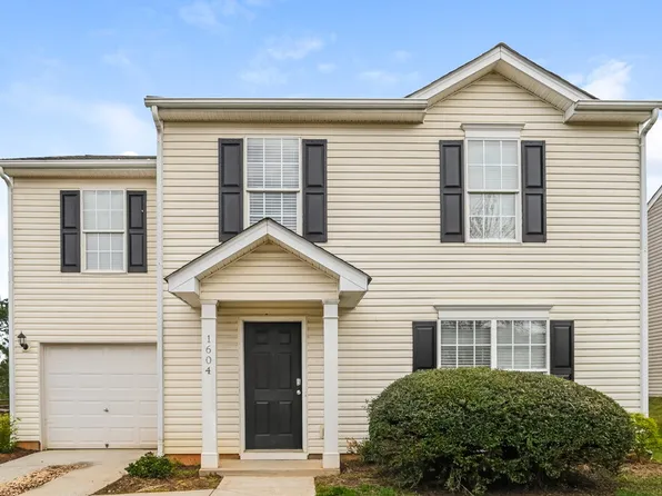 1604 Harland St, Charlotte, NC 28216