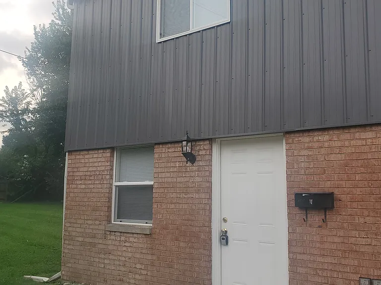 1425 Villa Ct #4 — Photo 2