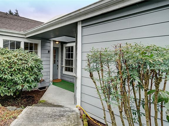 2nd image of 6020 N Highlands Pkwy APT 3-M