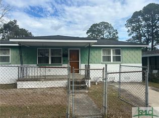 1004 Hearn St, Savannah, GA 31415