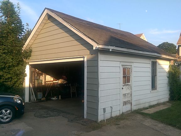 5th image of 28 Wellington St