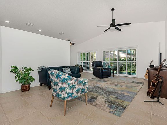 4th image of 18921 NW 10 Street