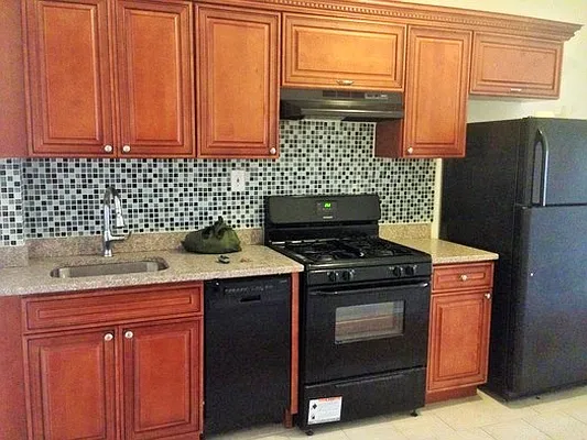 Rented by Crosstown Apartments NYC | media 10