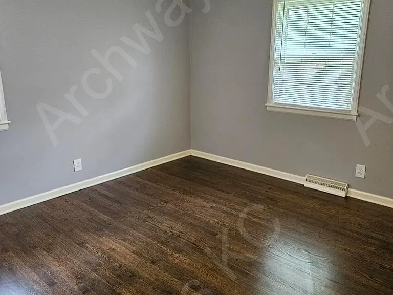 7508 Maple Ln — Photo 14