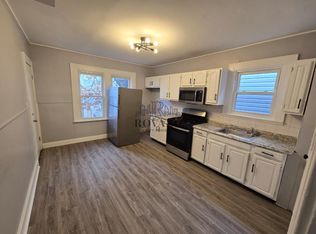 241 Amherst St FLOOR 2, East Orange, NJ 07018