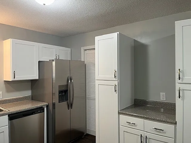 Forest Park Apartments — Photo 19