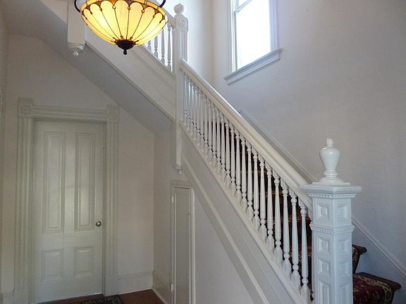 4th image of 353 S 4th St #3