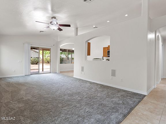 4th image of 8837 N Majestic Mountain Dr