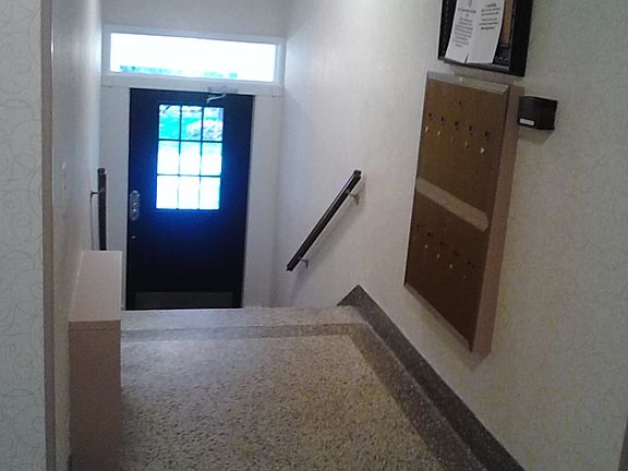 2nd image of 195 N Village Ave APT 25C