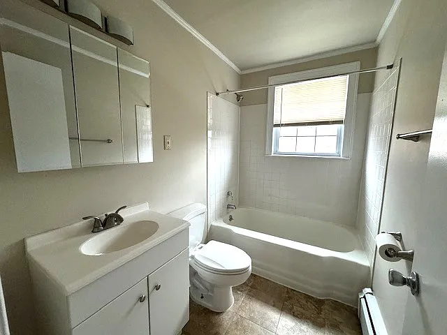 Sedgwick & Woodrow Apartments — Photo 24