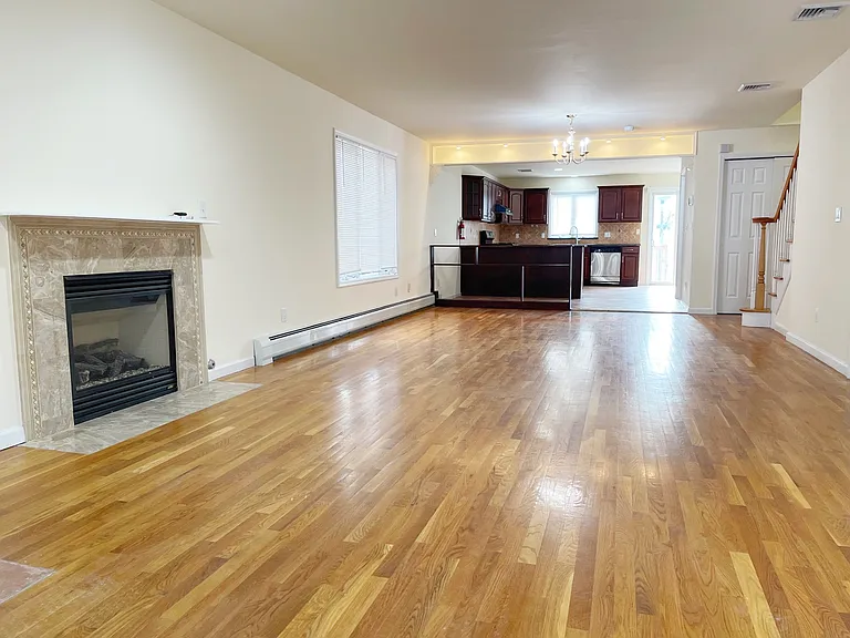 332 E Columbia Ave #A — Photo 3