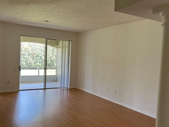 4th image of 3245 River Branch Cir