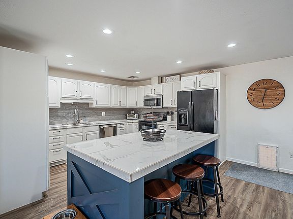 2nd image of 3607 E Karen Dr